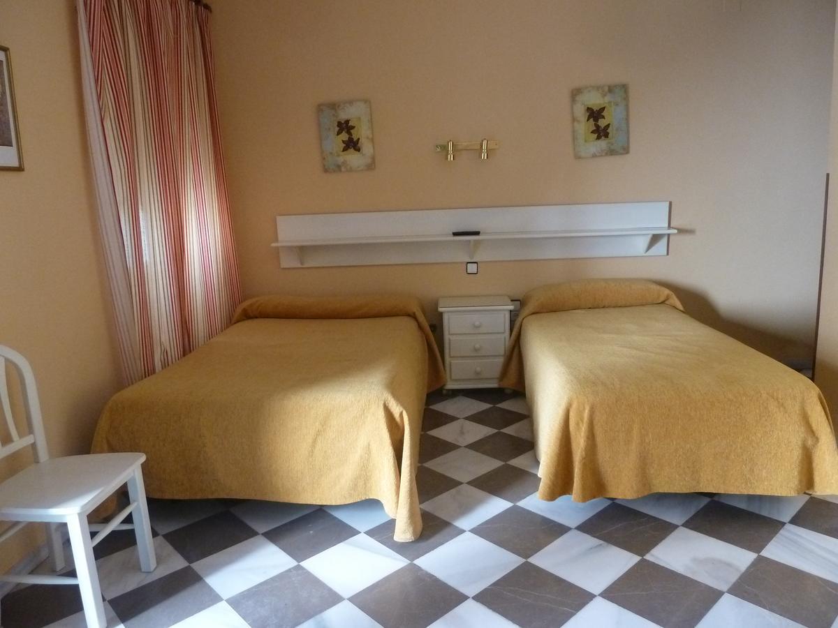 Hotel San Pedro Carmona  Luaran gambar